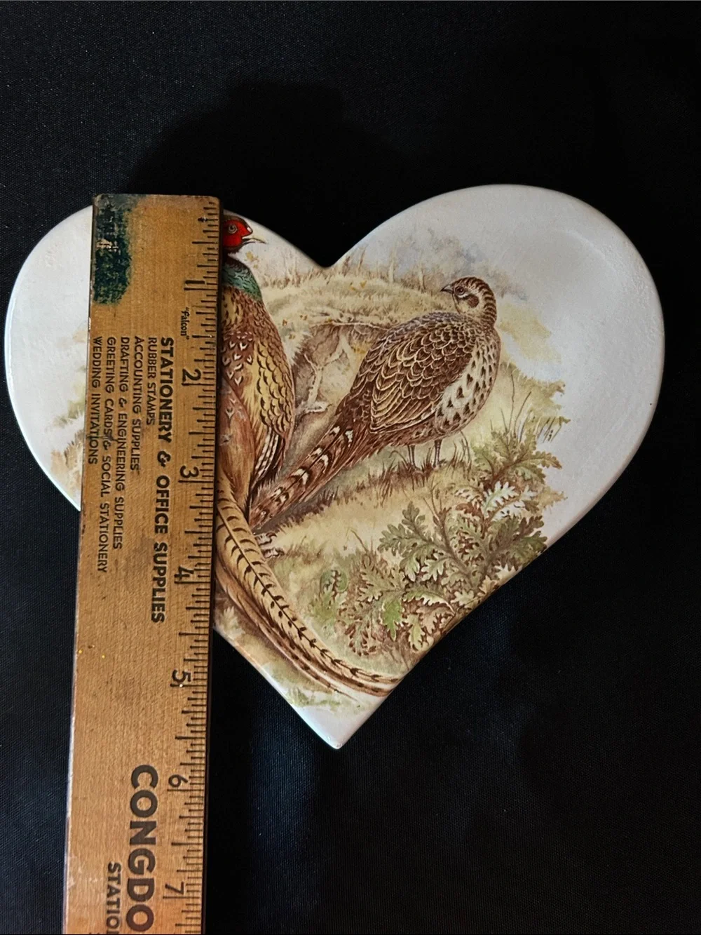 Heart-Shaped Ceramic Trivet with Pheasant Artwork - Cream & Brown
